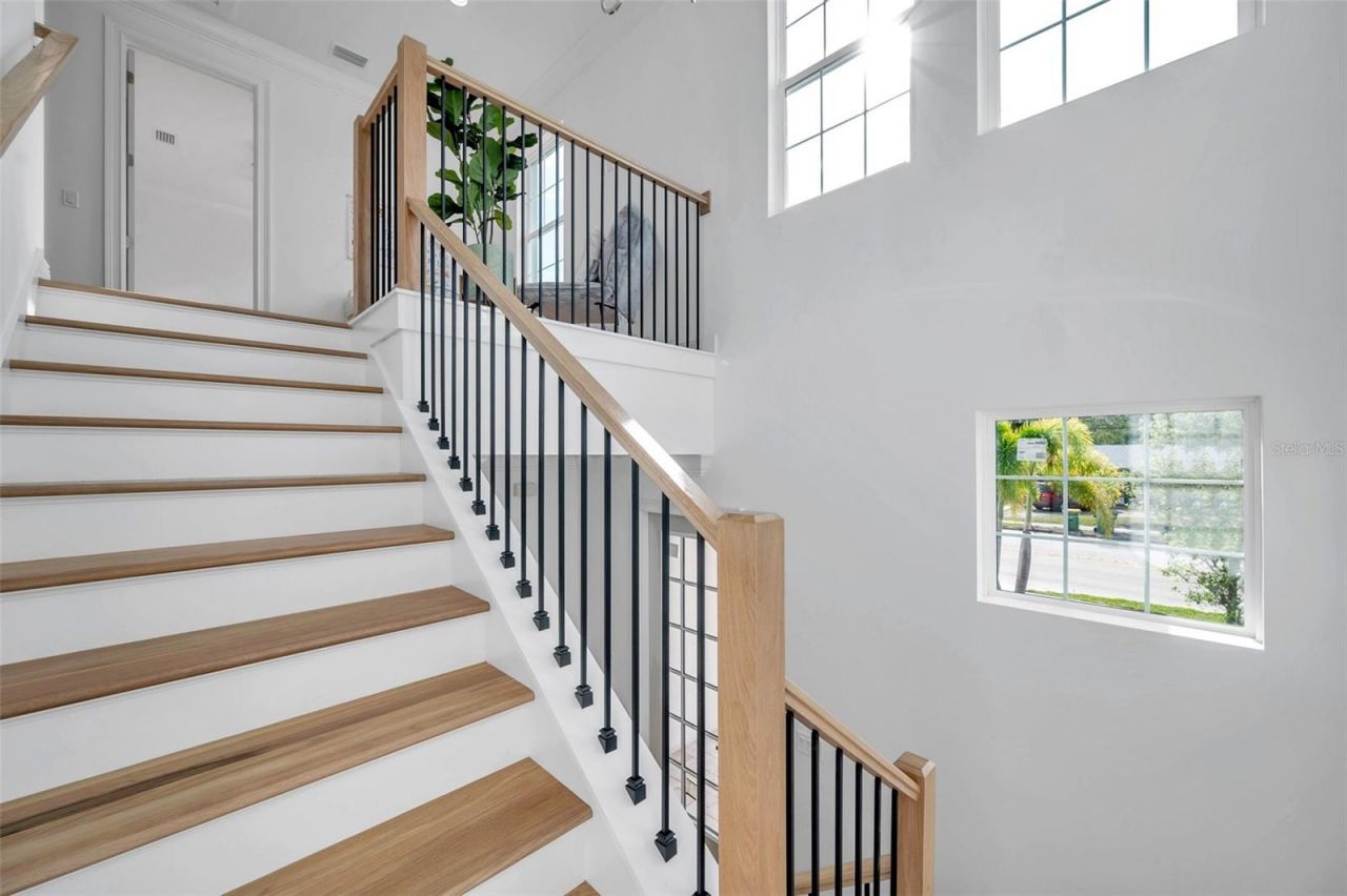 2345 Bahia Vista Street, Sarasota, FL 34239 Photo