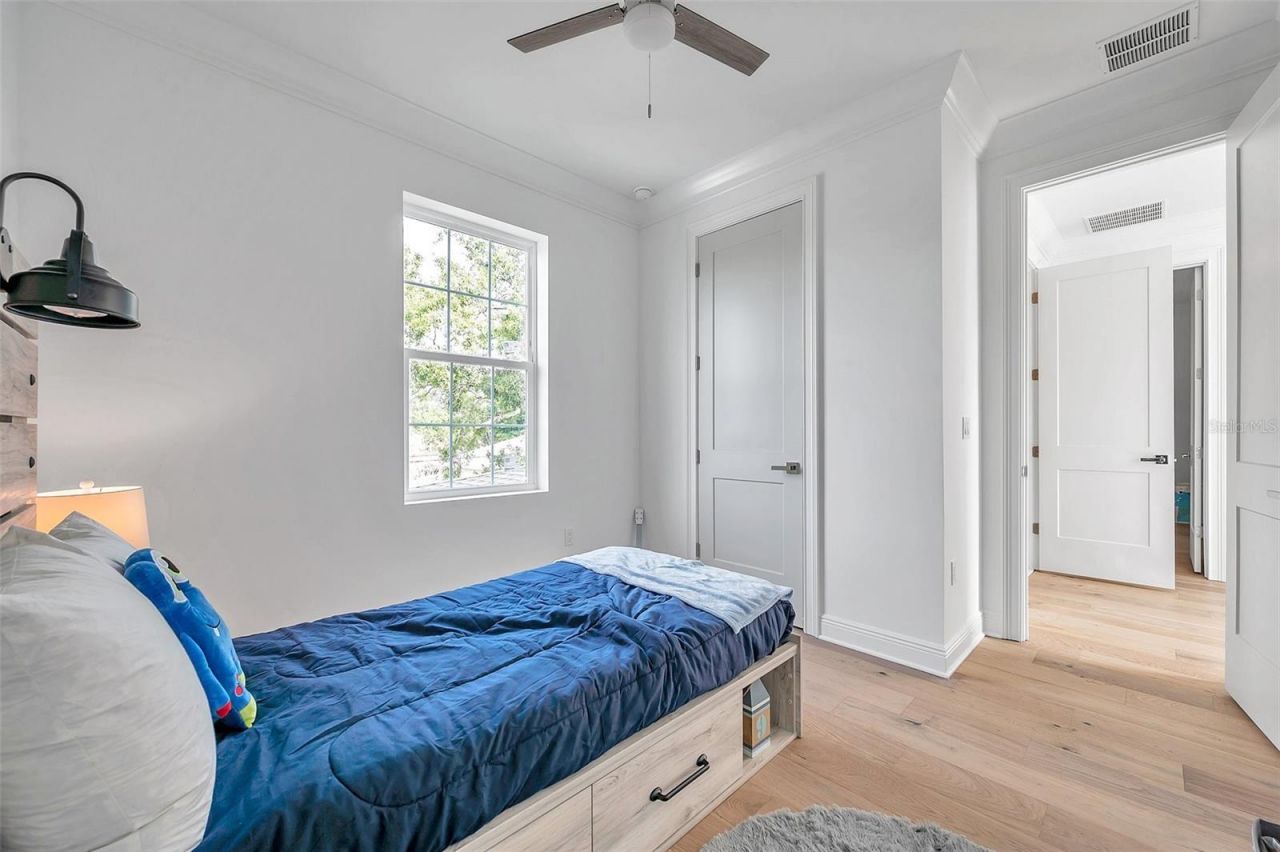 2345 Bahia Vista Street, Sarasota, FL 34239 Photo