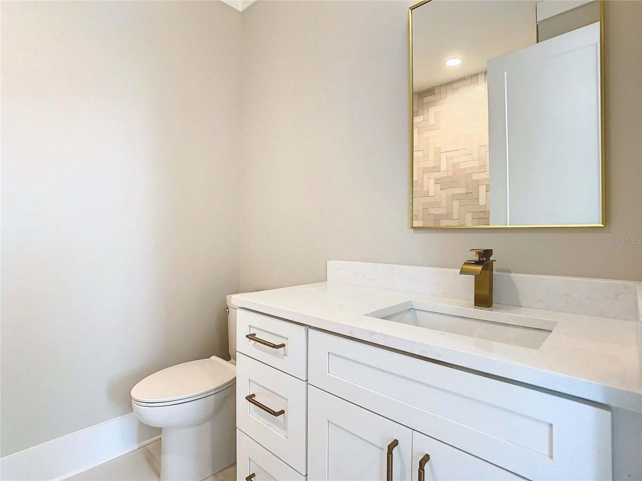 2345 Bahia Vista Street, Sarasota, FL 34239 Photo