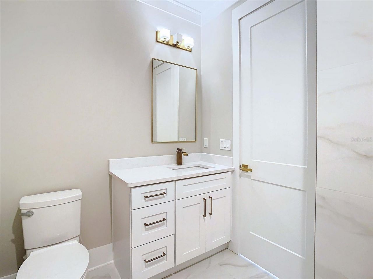 2345 Bahia Vista Street, Sarasota, FL 34239 Photo