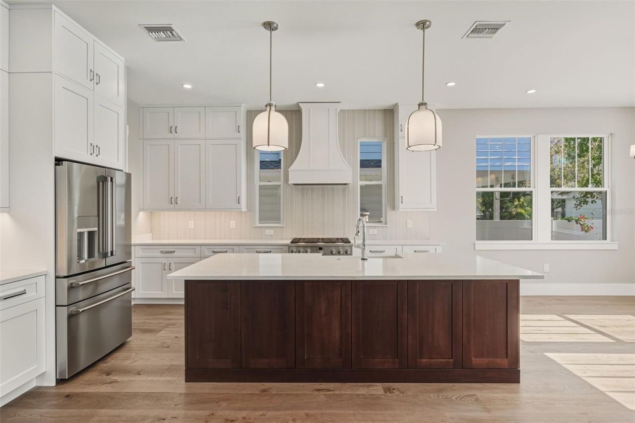 844 26th Avenue N, Saint Petersburg, FL 33704 Photo