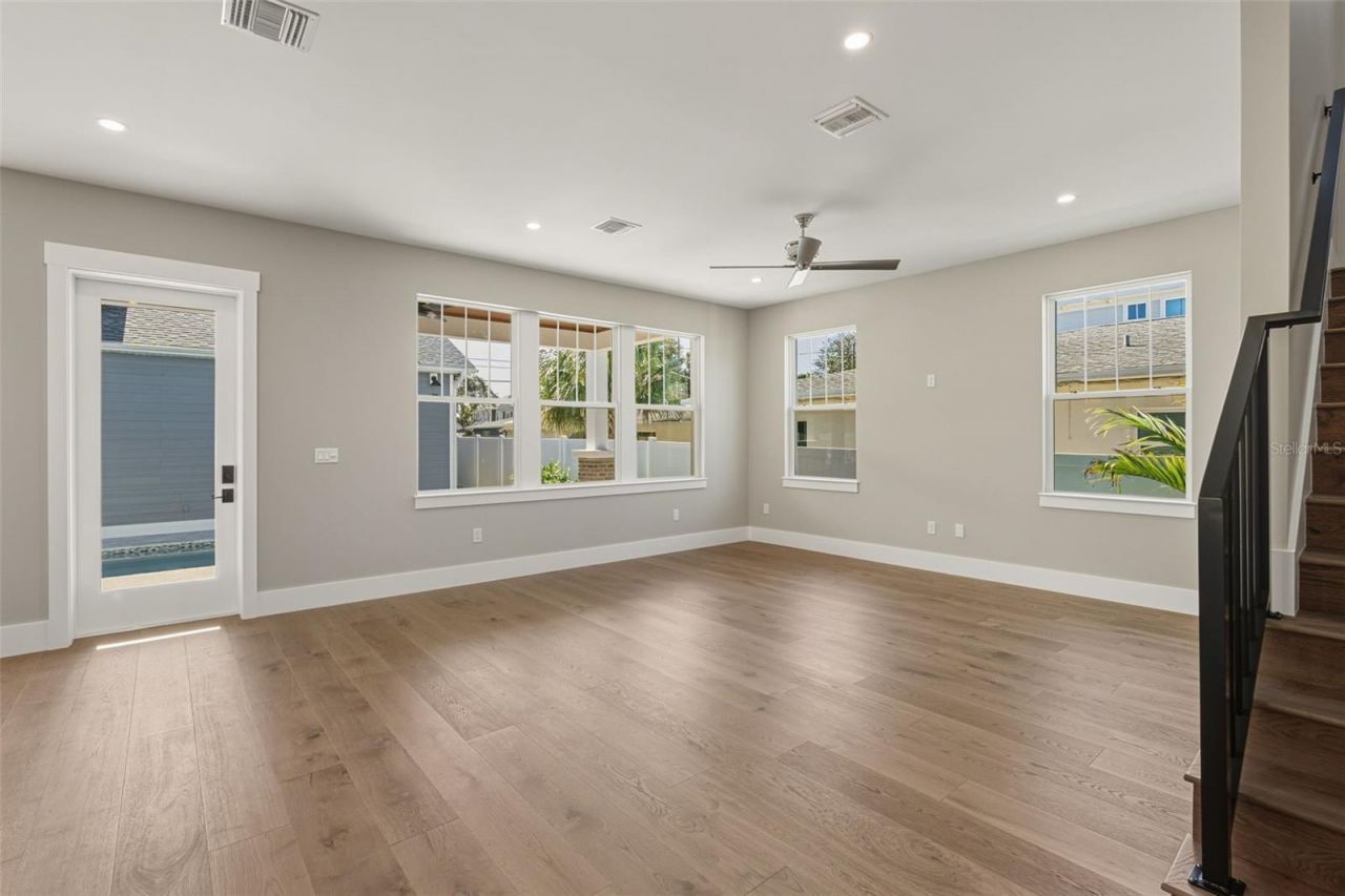 844 26th Avenue N, Saint Petersburg, FL 33704 Photo