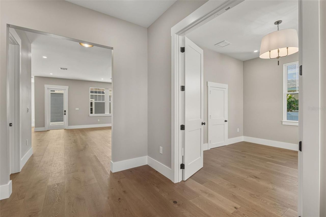 844 26th Avenue N, Saint Petersburg, FL 33704 Photo