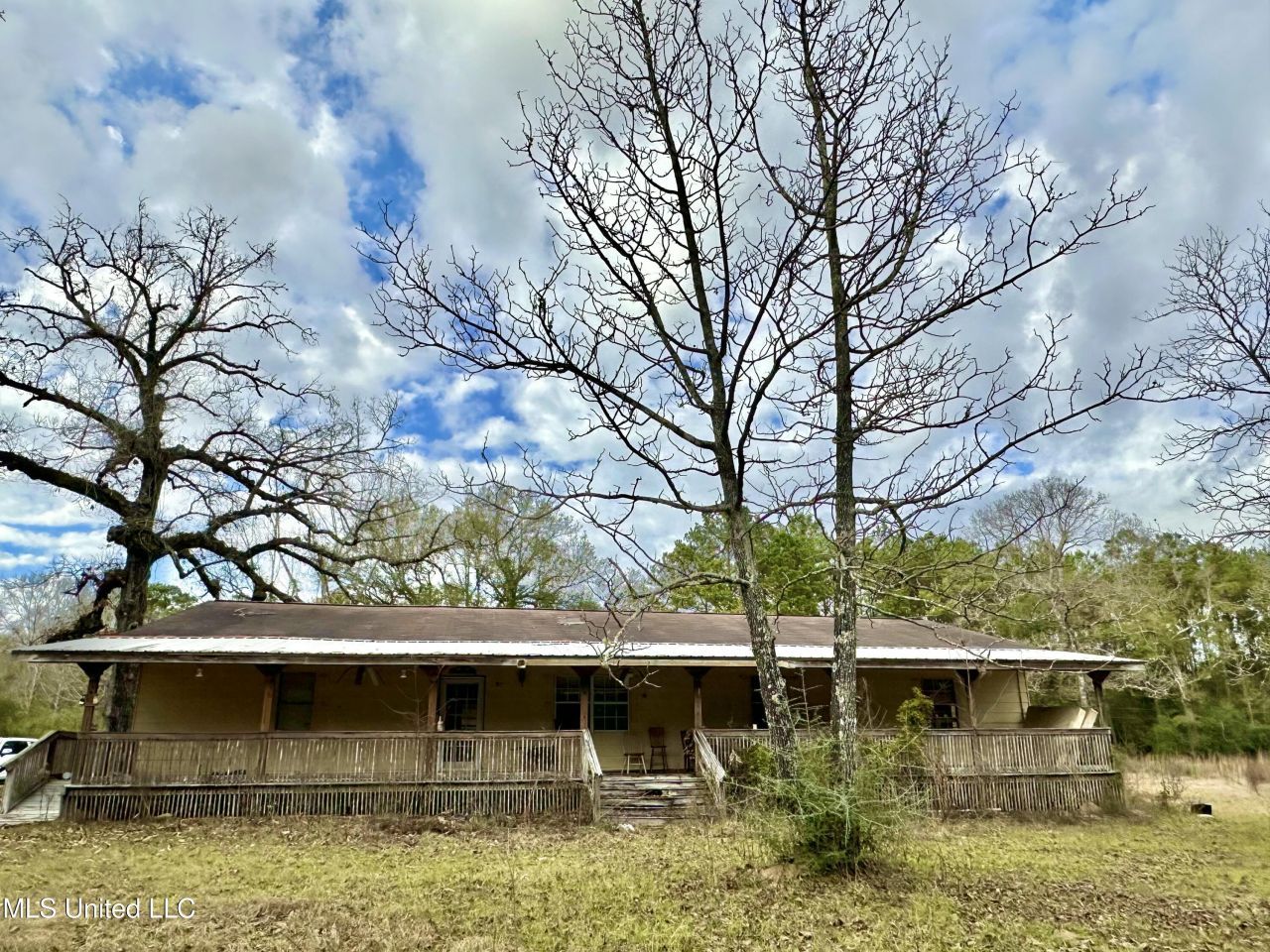 43 Mccarty Island Road, Picayune, MS 39466 Main Photo