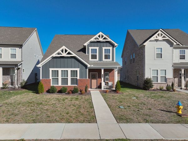 915 Nance Ln, Lebanon, TN 37087