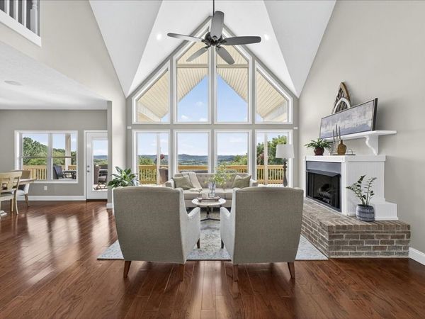 1250 Ed Seay Gregory Ln, Hartsville, TN 37074