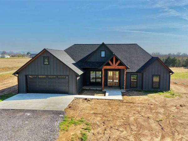 16325 Meadow View Road, Poteau, OK 74953