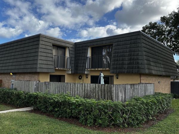 3510 35th Way, Unit #3510, West Palm Beach, FL 33407