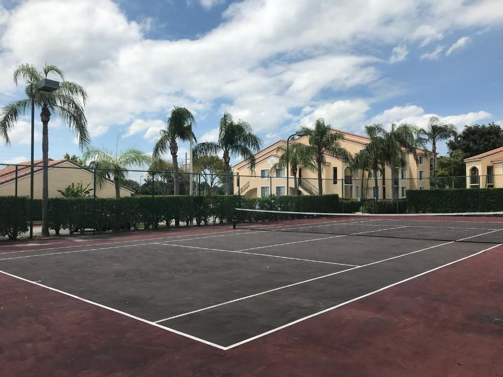 1739 Village Boulevard, Unit 207, West Palm Beach, FL 33409 Photo