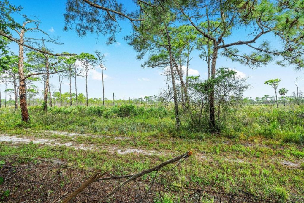 18081 SE Country Club Drive, Unit 32-313, Jupiter, FL 33469 Photo