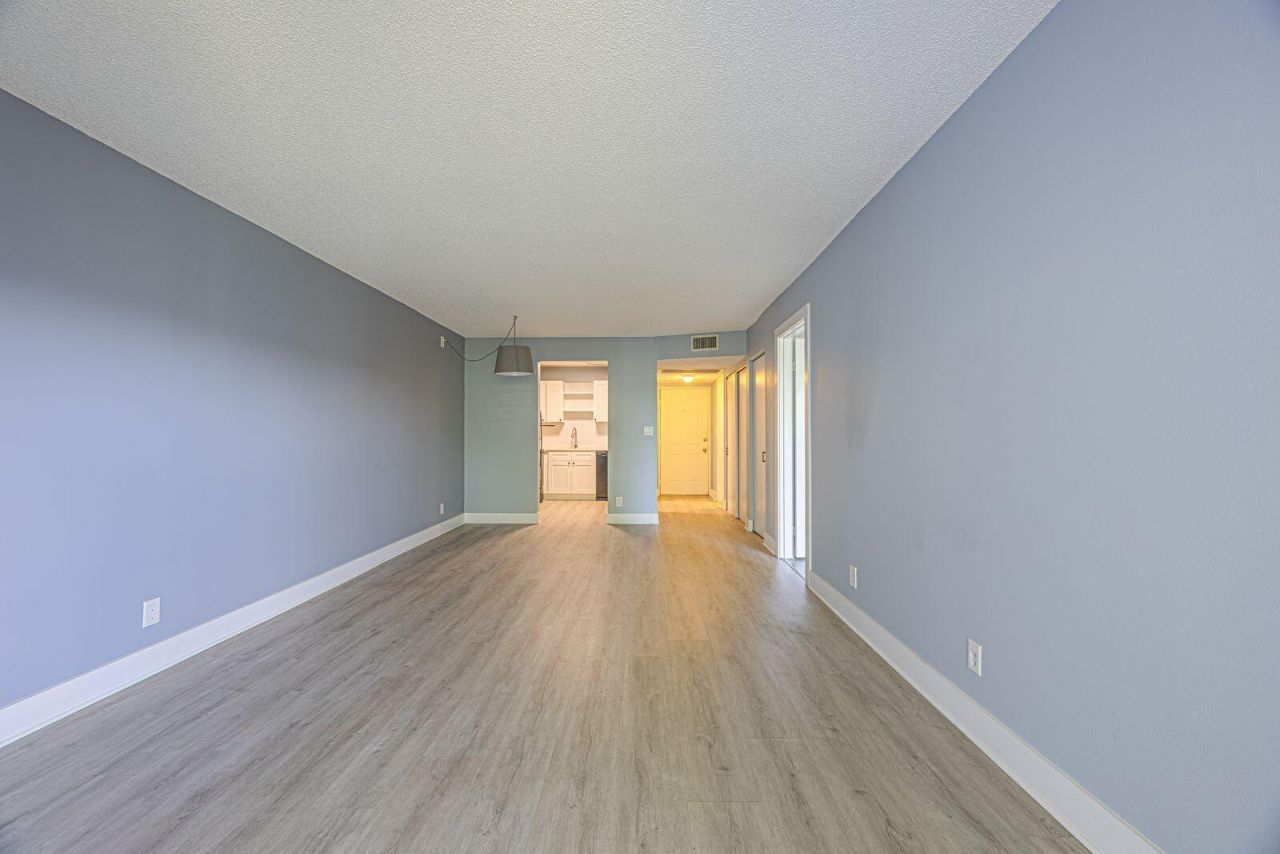 9440 SW 8th Street, Unit 417, Boca Raton, FL 33428 Photo