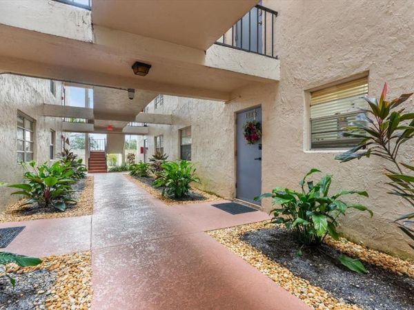 7500 NW 30th Place, Unit 123, Sunrise, FL 33313