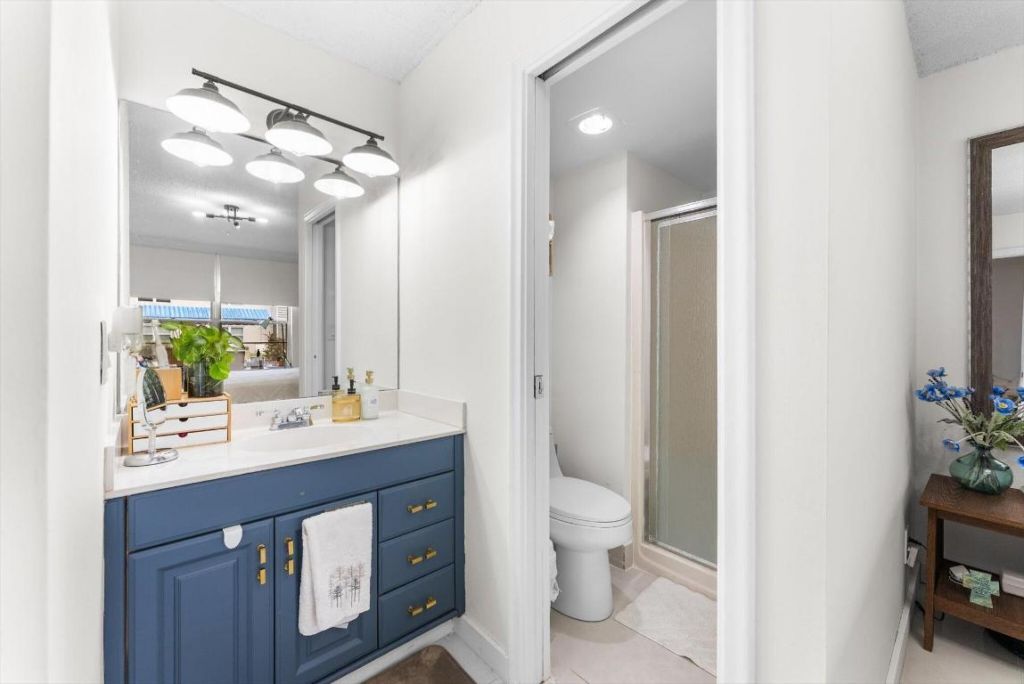 7500 NW 30th Place, Unit 123, Sunrise, FL 33313 Photo