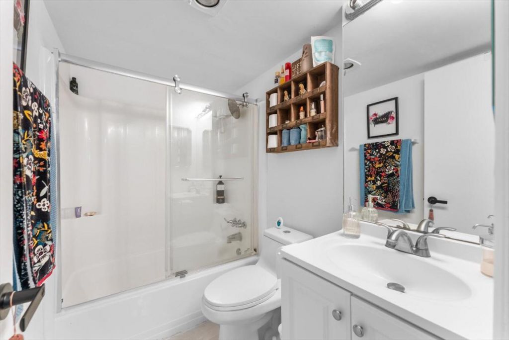 7500 NW 30th Place, Unit 123, Sunrise, FL 33313 Photo