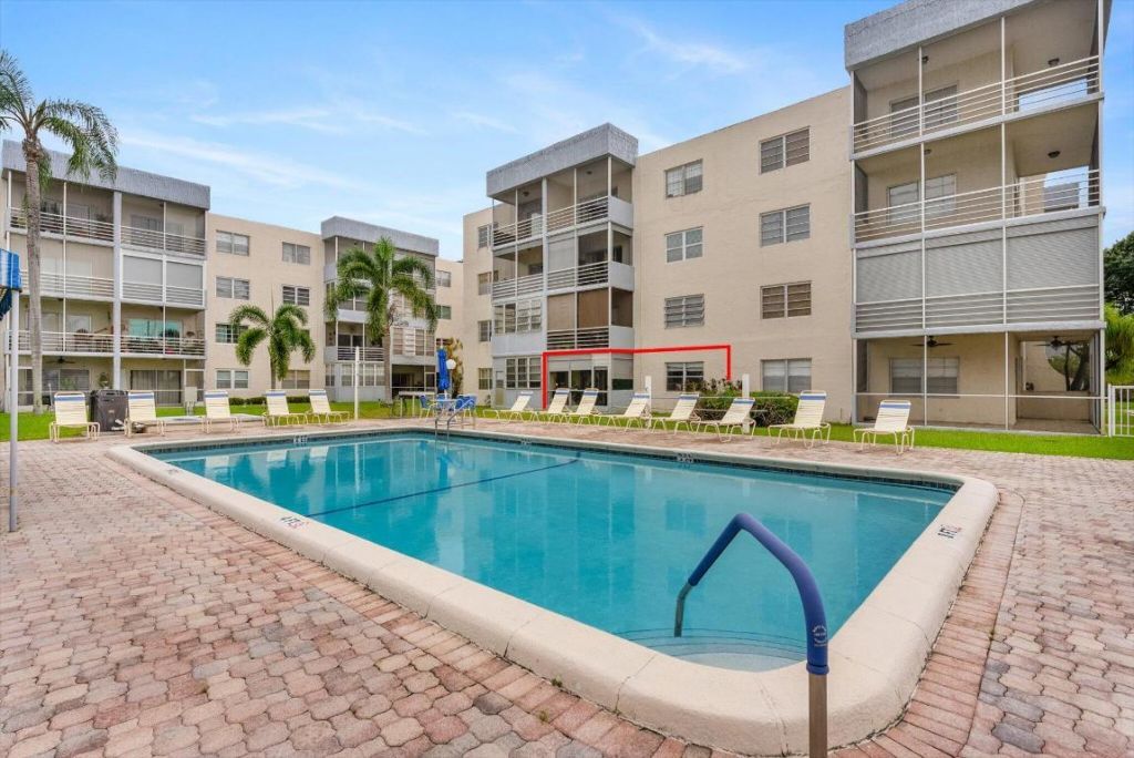 7500 NW 30th Place, Unit 123, Sunrise, FL 33313 Photo