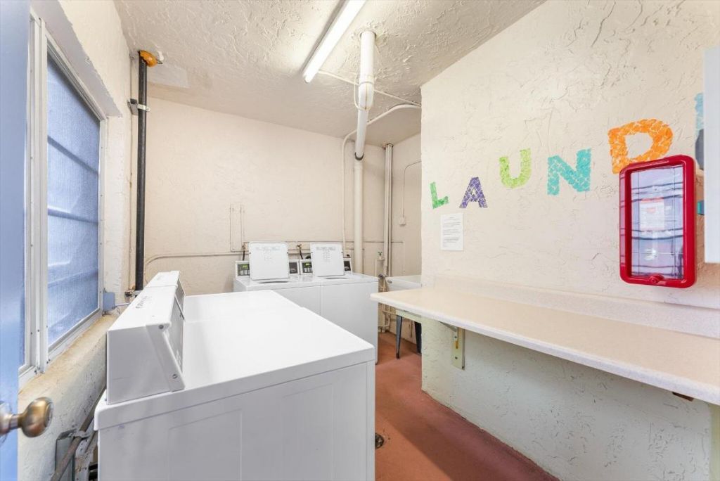 7500 NW 30th Place, Unit 123, Sunrise, FL 33313 Photo