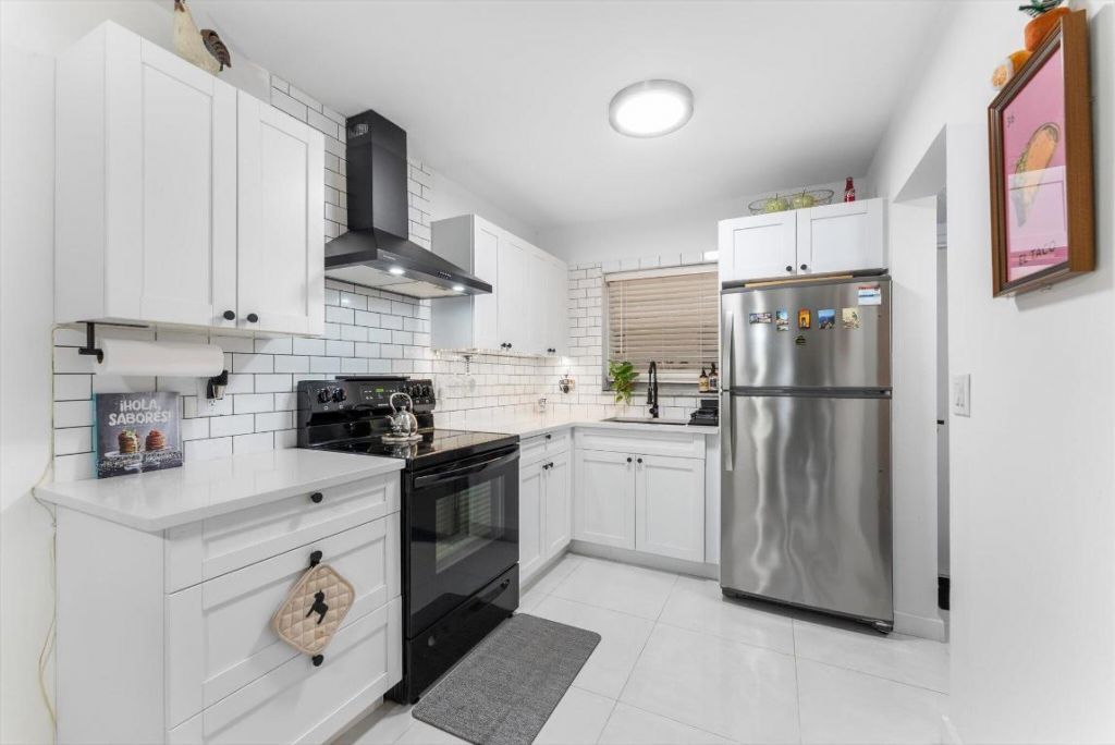 7500 NW 30th Place, Unit 123, Sunrise, FL 33313 Photo