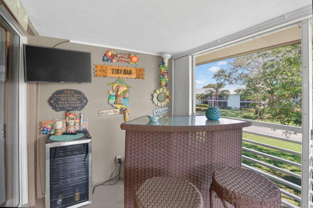 6 Garden Street, Unit 201p, Tequesta, FL 33469 Photo