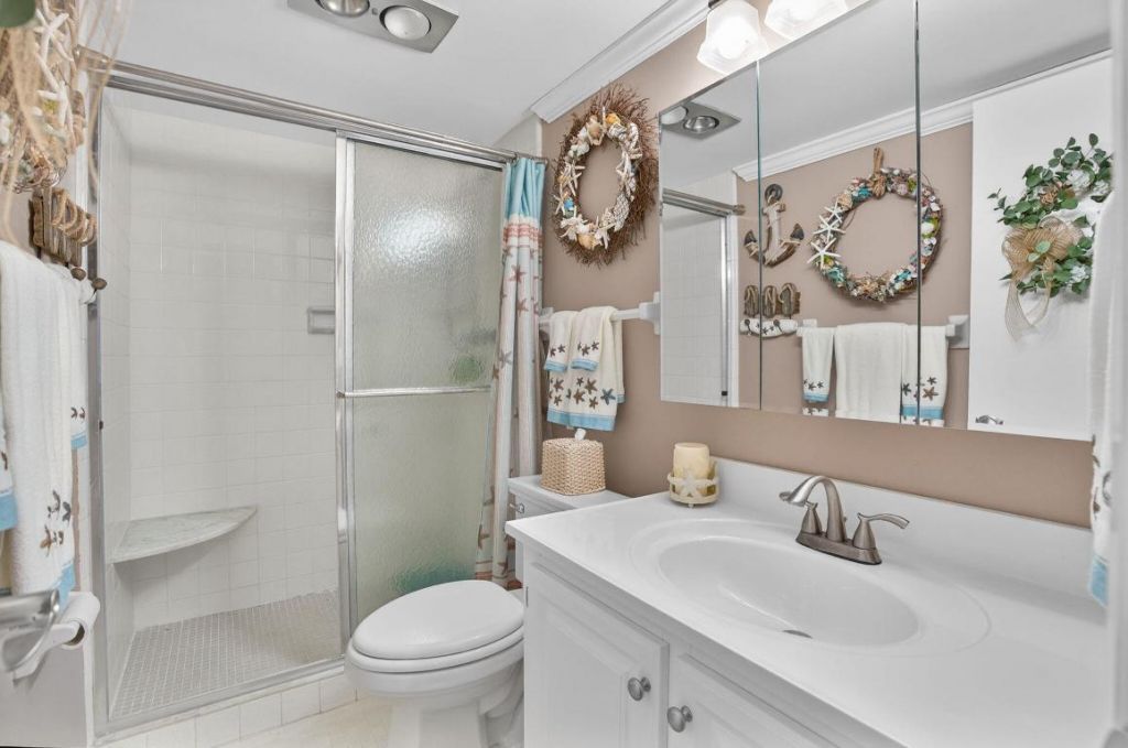 6 Garden Street, Unit 201p, Tequesta, FL 33469 Photo