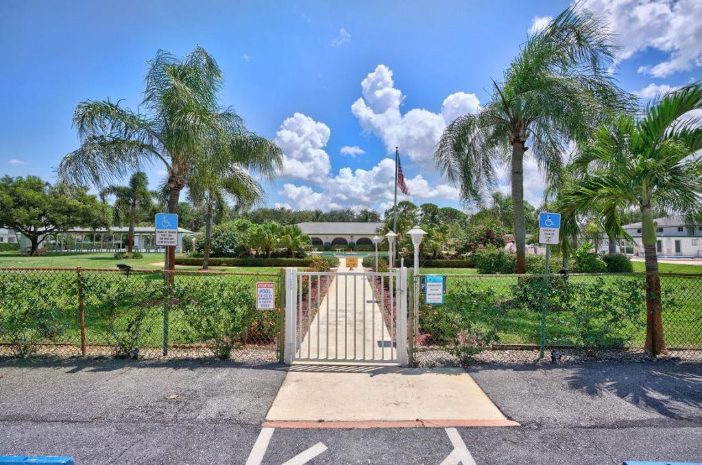 6 Garden Street, Unit 201p, Tequesta, FL 33469 Photo