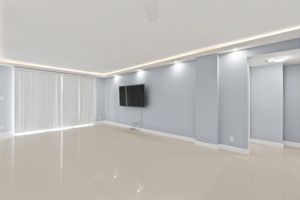 3580 S Ocean Boulevard, Unit 8b, South Palm Beach, FL 33480 Photo