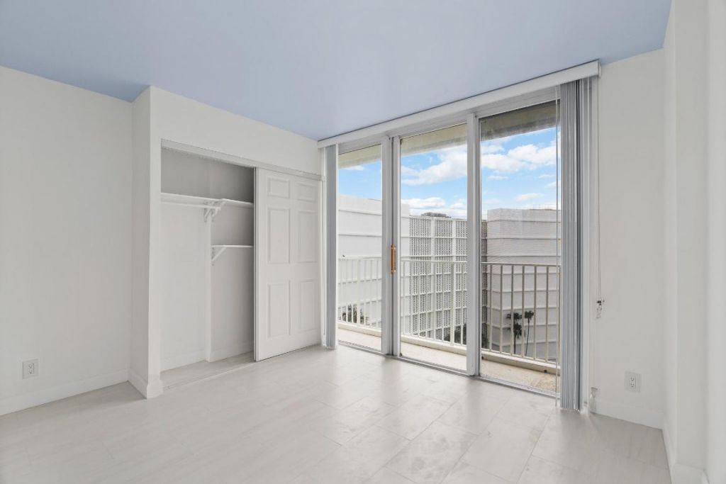 3580 S Ocean Boulevard, Unit 8b, South Palm Beach, FL 33480 Photo