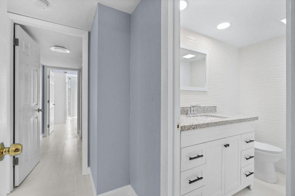 3580 S Ocean Boulevard, Unit 8b, South Palm Beach, FL 33480 Photo