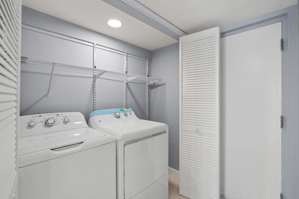 3580 S Ocean Boulevard, Unit 8b, South Palm Beach, FL 33480 Photo