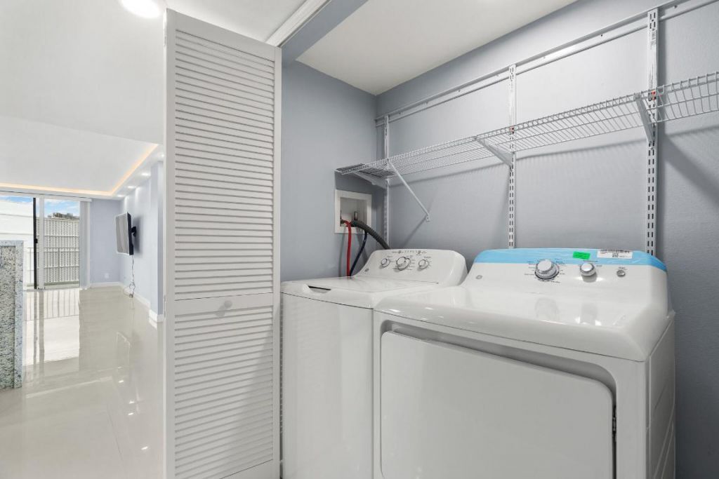 3580 S Ocean Boulevard, Unit 8b, South Palm Beach, FL 33480 Photo