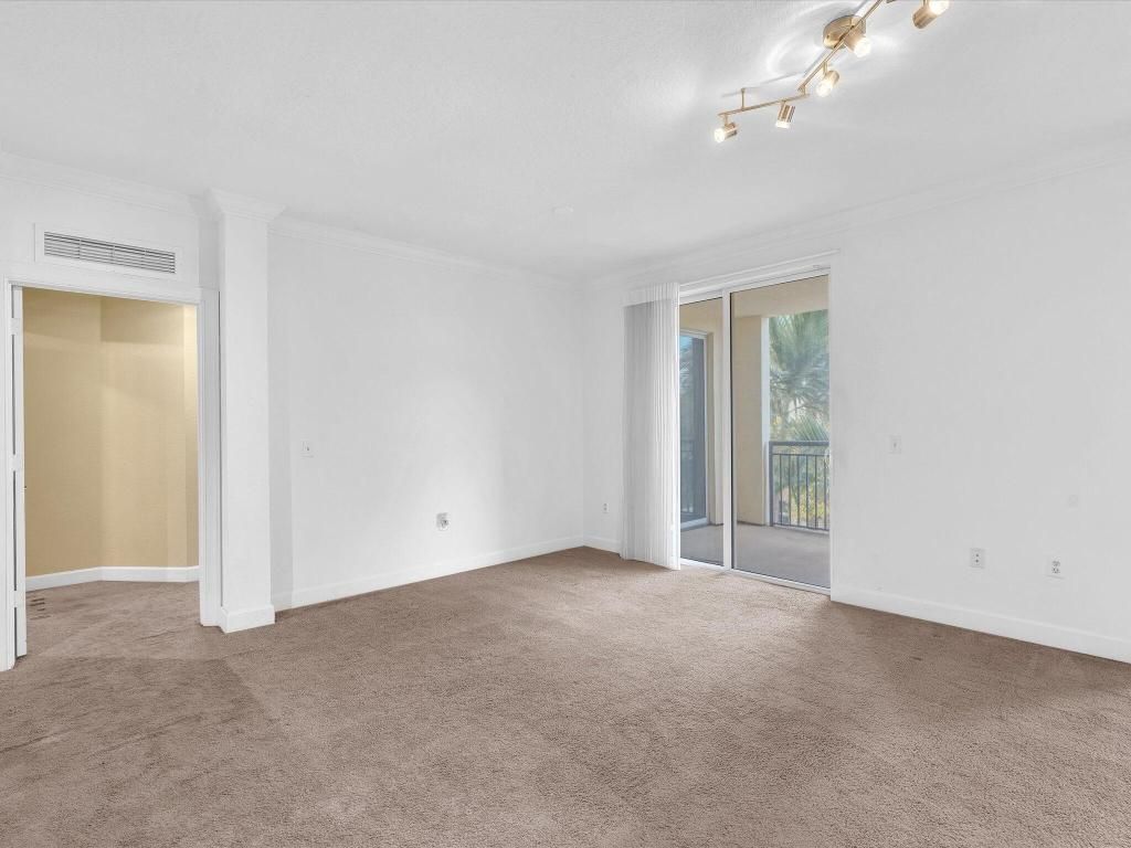 4303 Renaissance Way, Unit 303, Boynton Beach, FL 33426 Photo