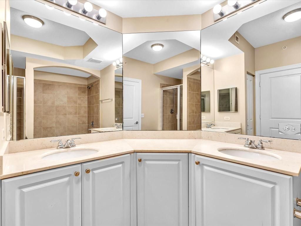 4303 Renaissance Way, Unit 303, Boynton Beach, FL 33426 Photo