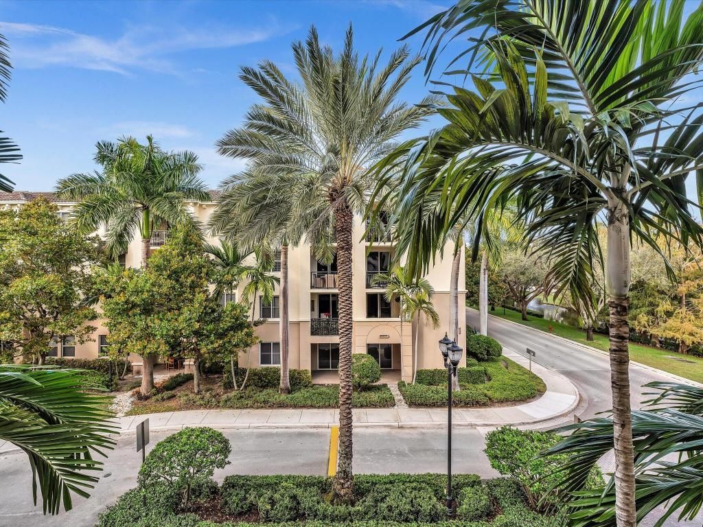 4303 Renaissance Way, Unit 303, Boynton Beach, FL 33426 Photo