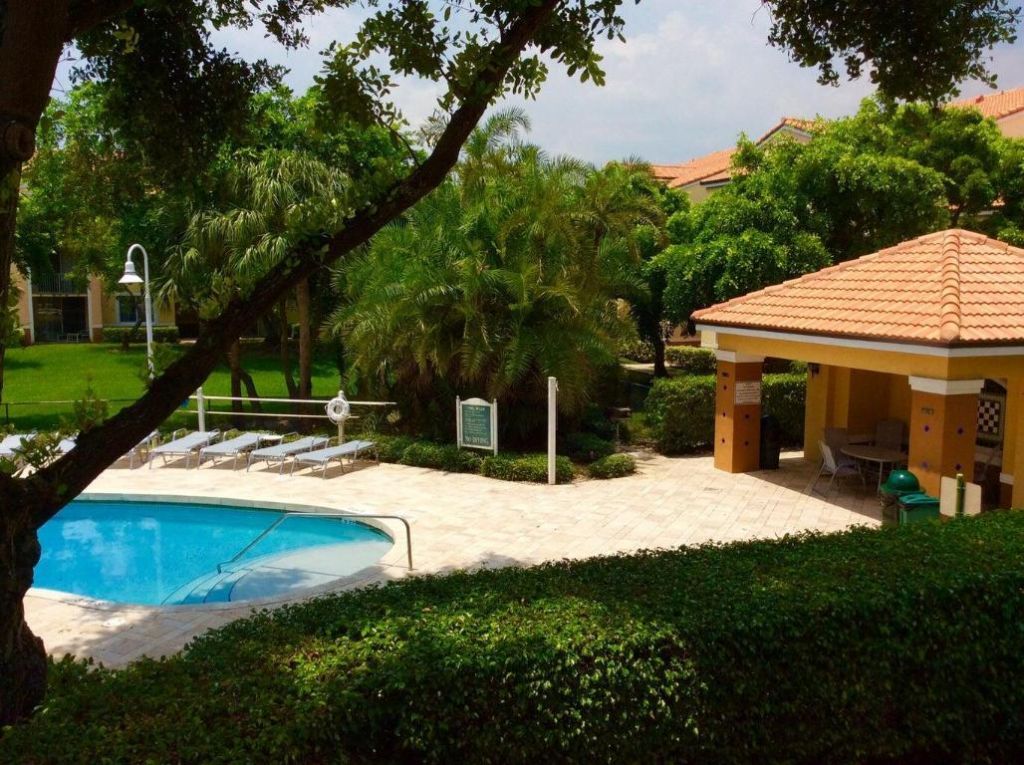 107 Yacht Club Way, Unit 308, Hypoluxo, FL 33462 Photo