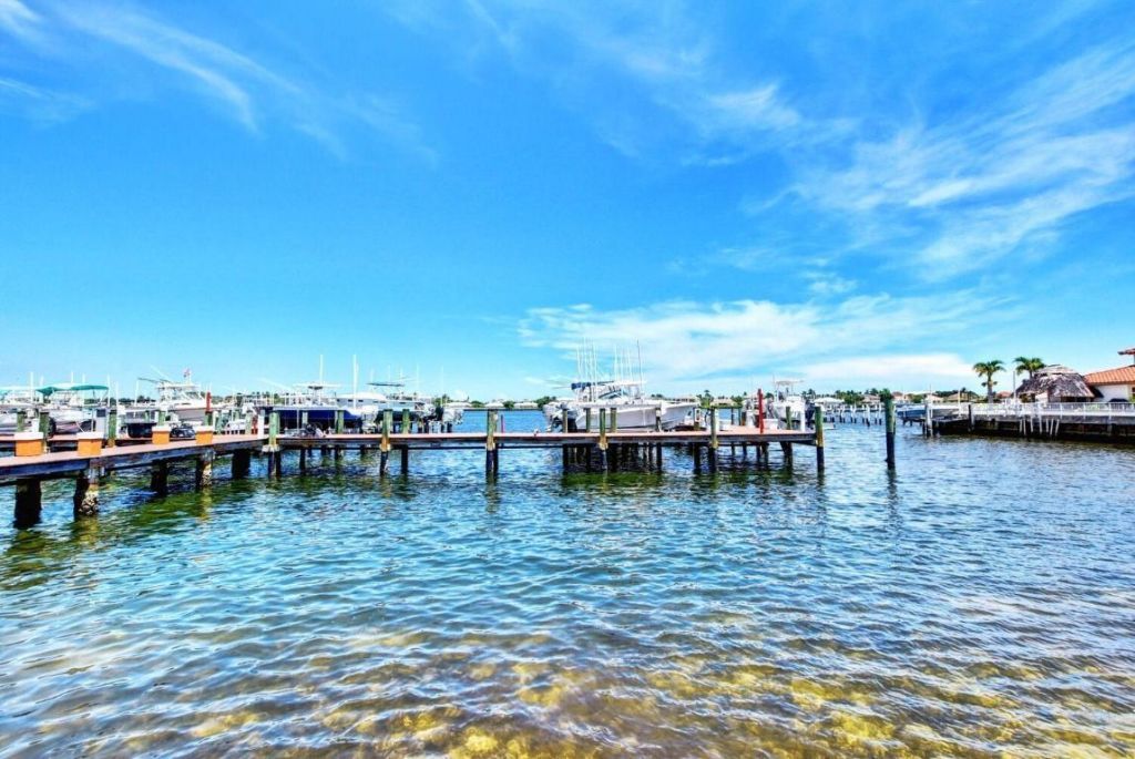 107 Yacht Club Way, Unit 308, Hypoluxo, FL 33462 Photo