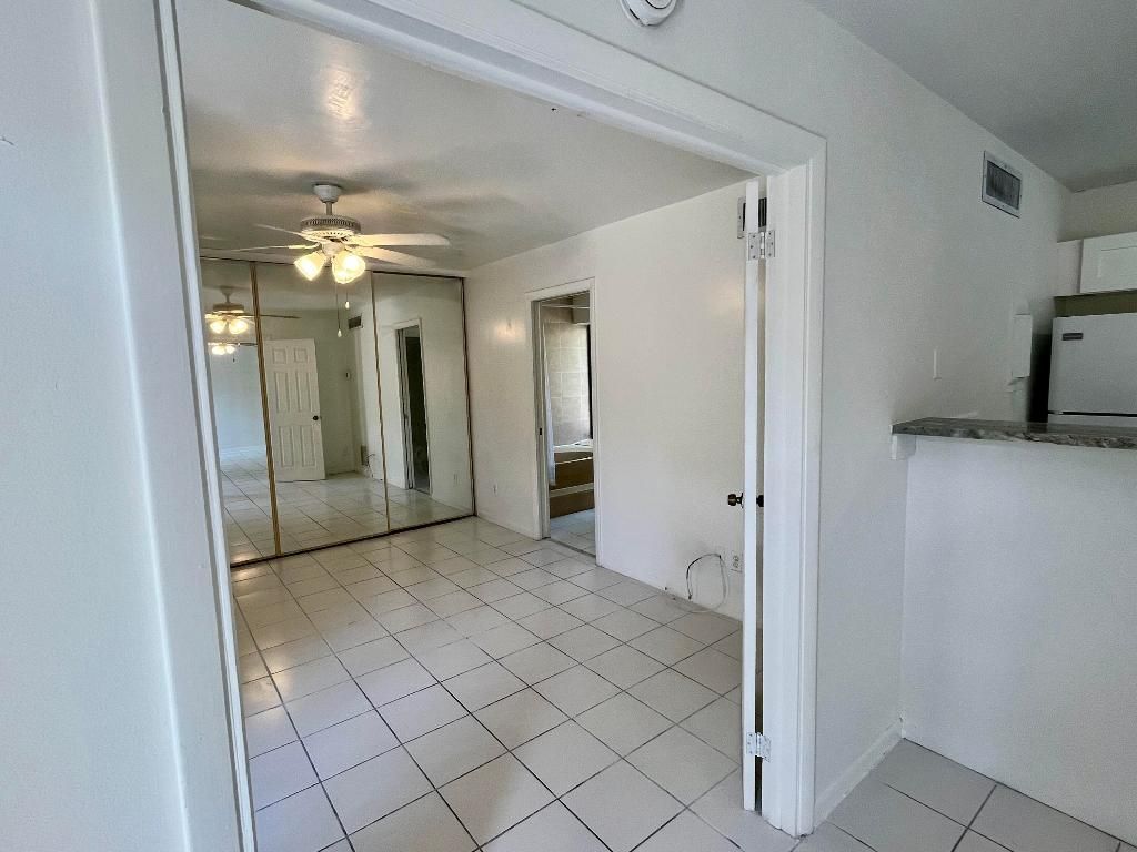 631 Executive Center Drive, Unit K101, West Palm Beach, FL 33401 Photo