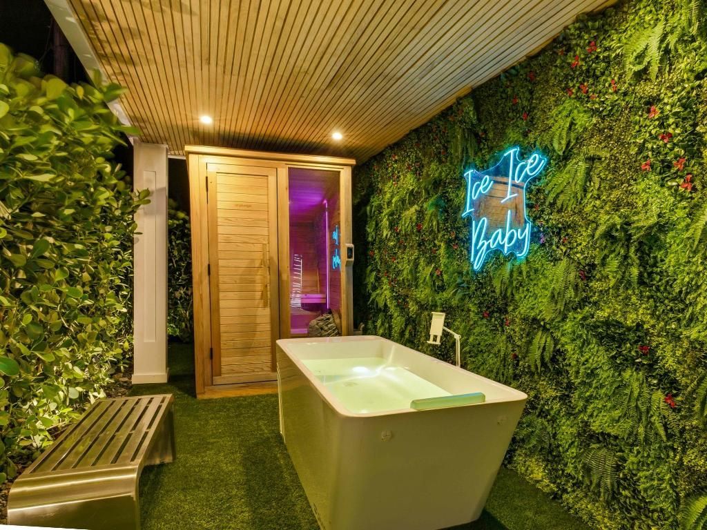 2210 NE 3rd Ave Avenue, Delray Beach, FL 33444 Photo