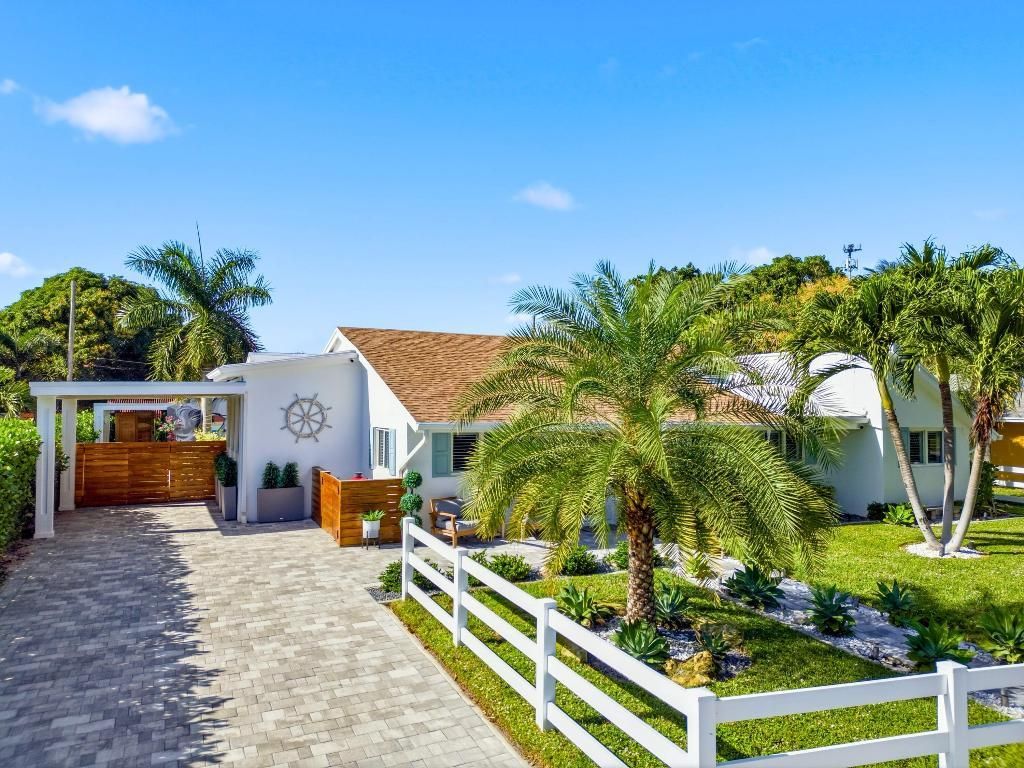 2210 NE 3rd Ave Avenue, Delray Beach, FL 33444 Photo