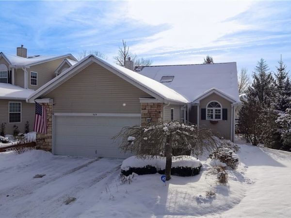 909 Grand View Lane, Aurora, OH 44202