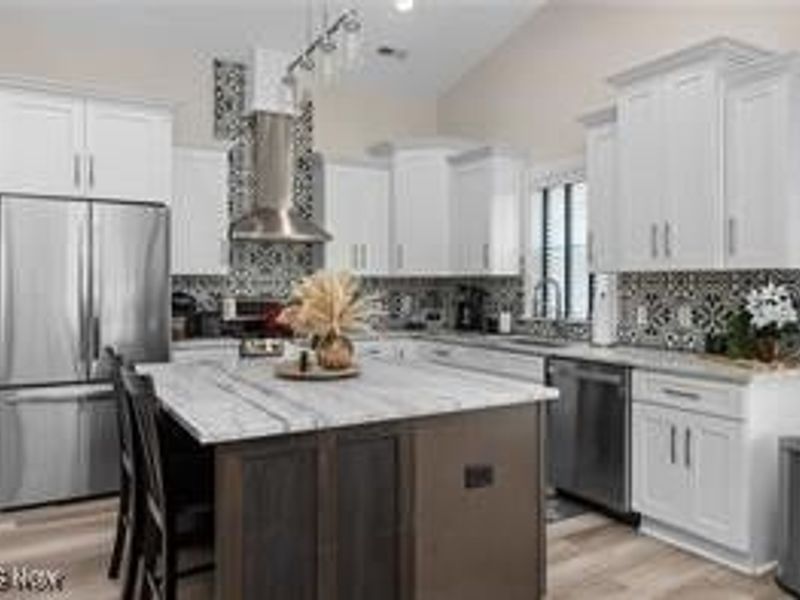 10115 Carrie Court, New Middletown, OH 44442 Photo 11