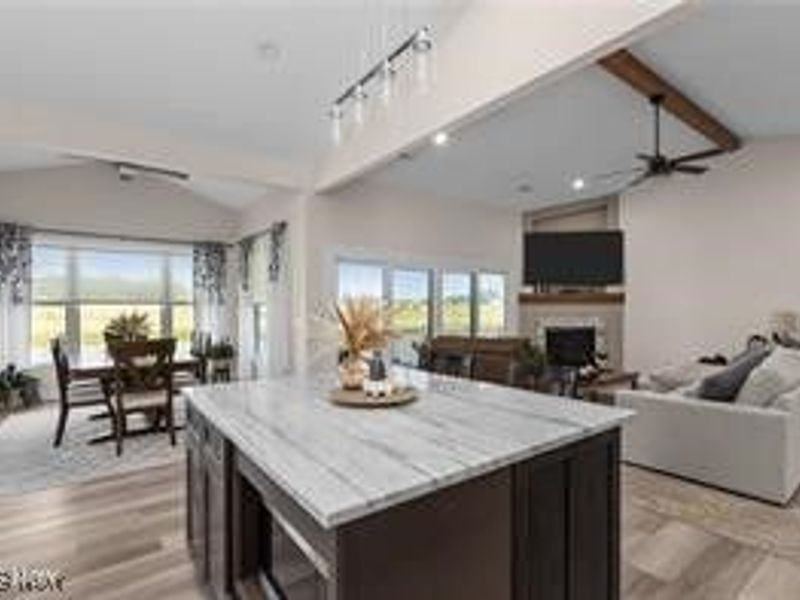 10115 Carrie Court, New Middletown, OH 44442 Photo 13