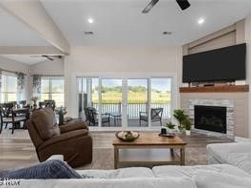 10115 Carrie Court, New Middletown, OH 44442 Photo 15