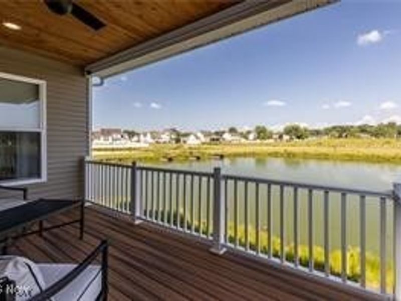 10115 Carrie Court, New Middletown, OH 44442 Photo 3