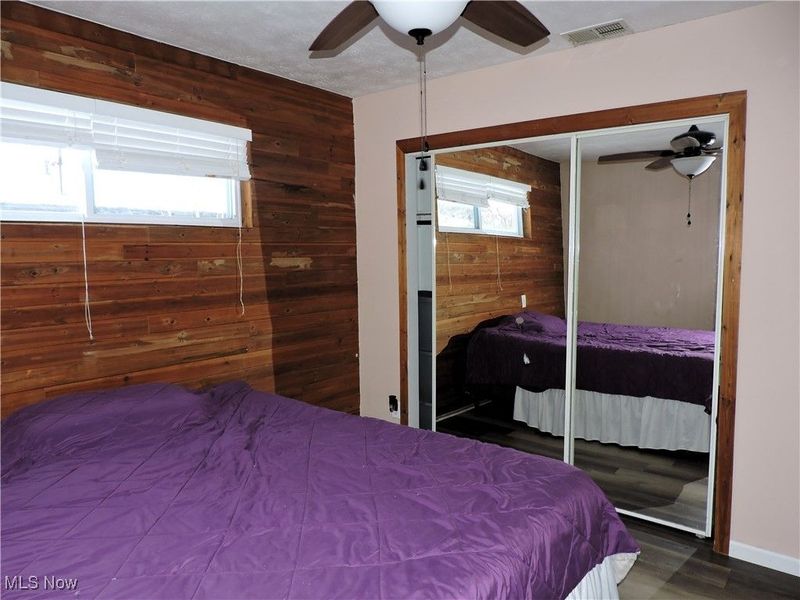 560 Case Avenue, Elyria, OH 44035 Photo 9