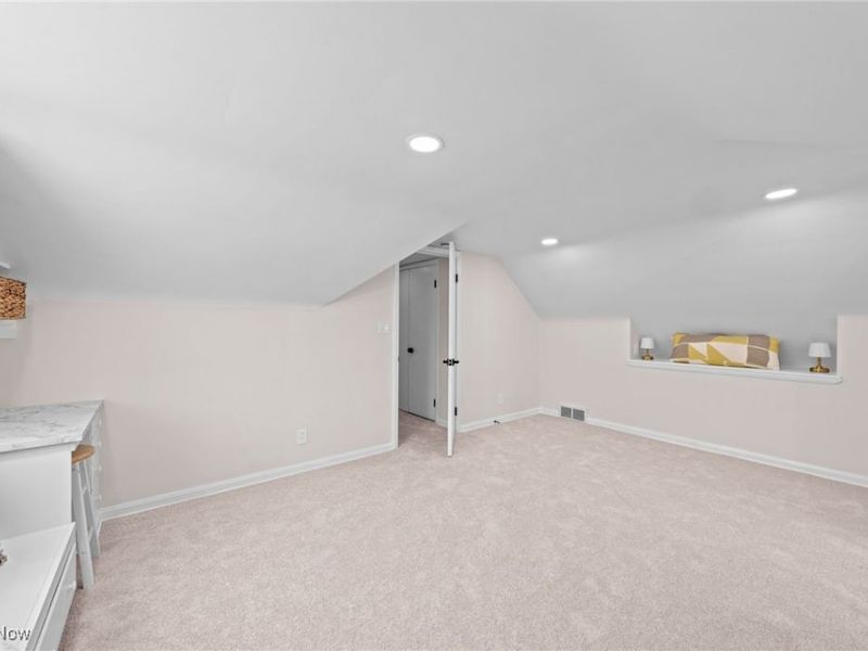 1114 W Miner Road, Mayfield Heights, OH 44124 Photo 26