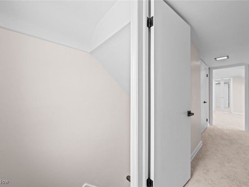 1114 W Miner Road, Mayfield Heights, OH 44124 Photo 27