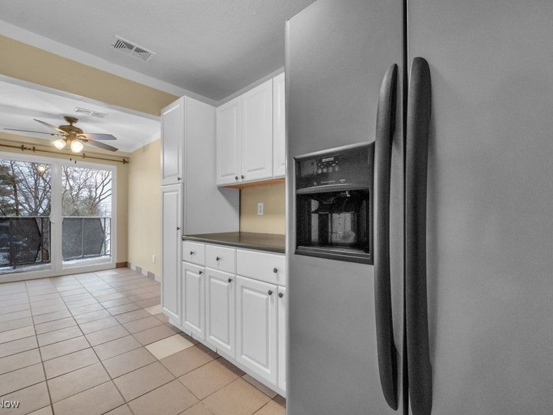 6640 Pearl Road, Unit 402, Parma Heights, OH 44130 Photo 10