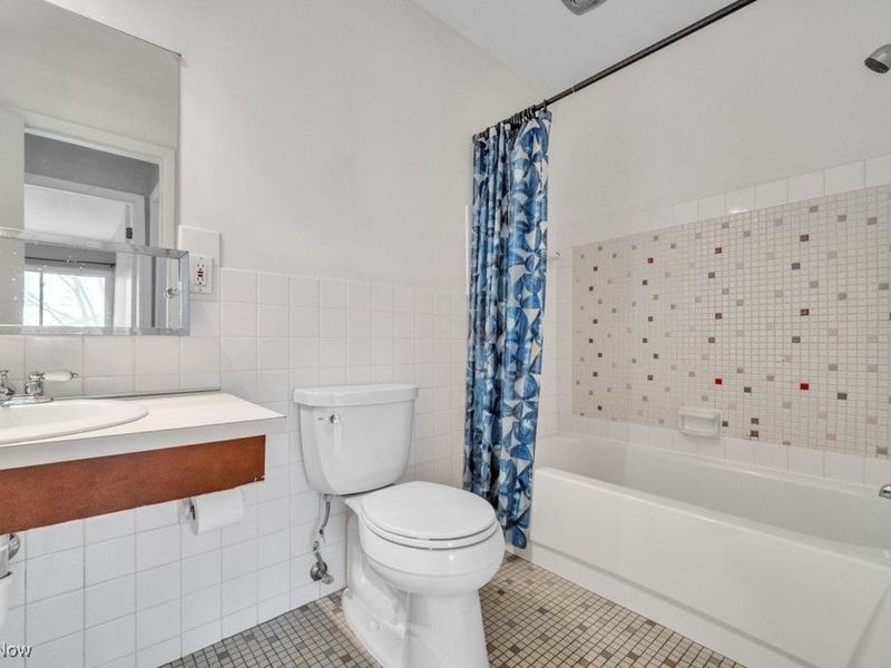 6640 Pearl Road, Unit 402, Parma Heights, OH 44130 Photo 16