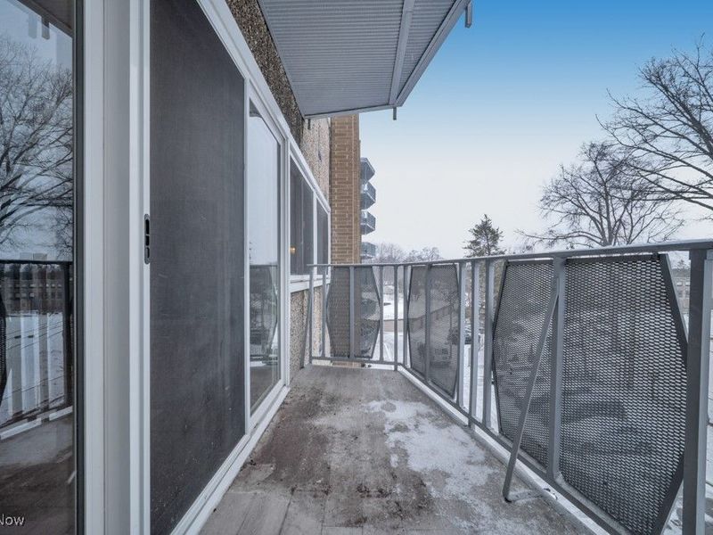 6640 Pearl Road, Unit 402, Parma Heights, OH 44130 Photo 25