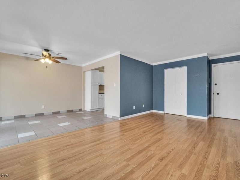 6640 Pearl Road, Unit 402, Parma Heights, OH 44130 Photo 6