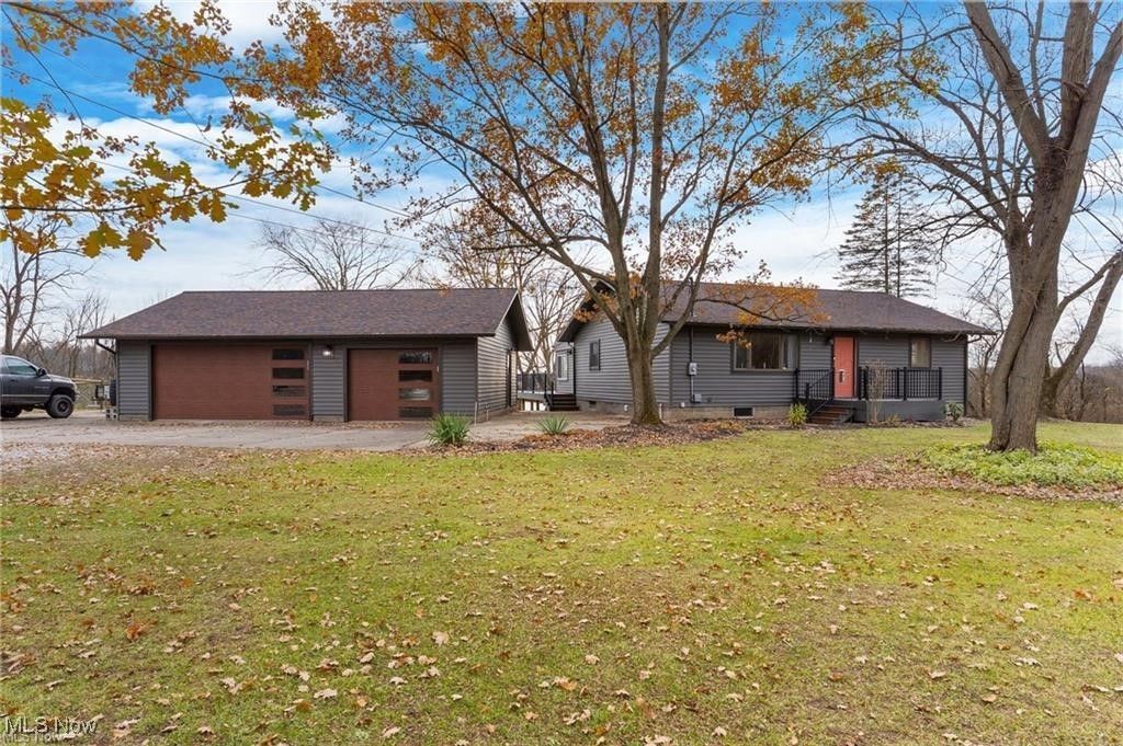 1596 Warren Avenue, Niles, OH 44446